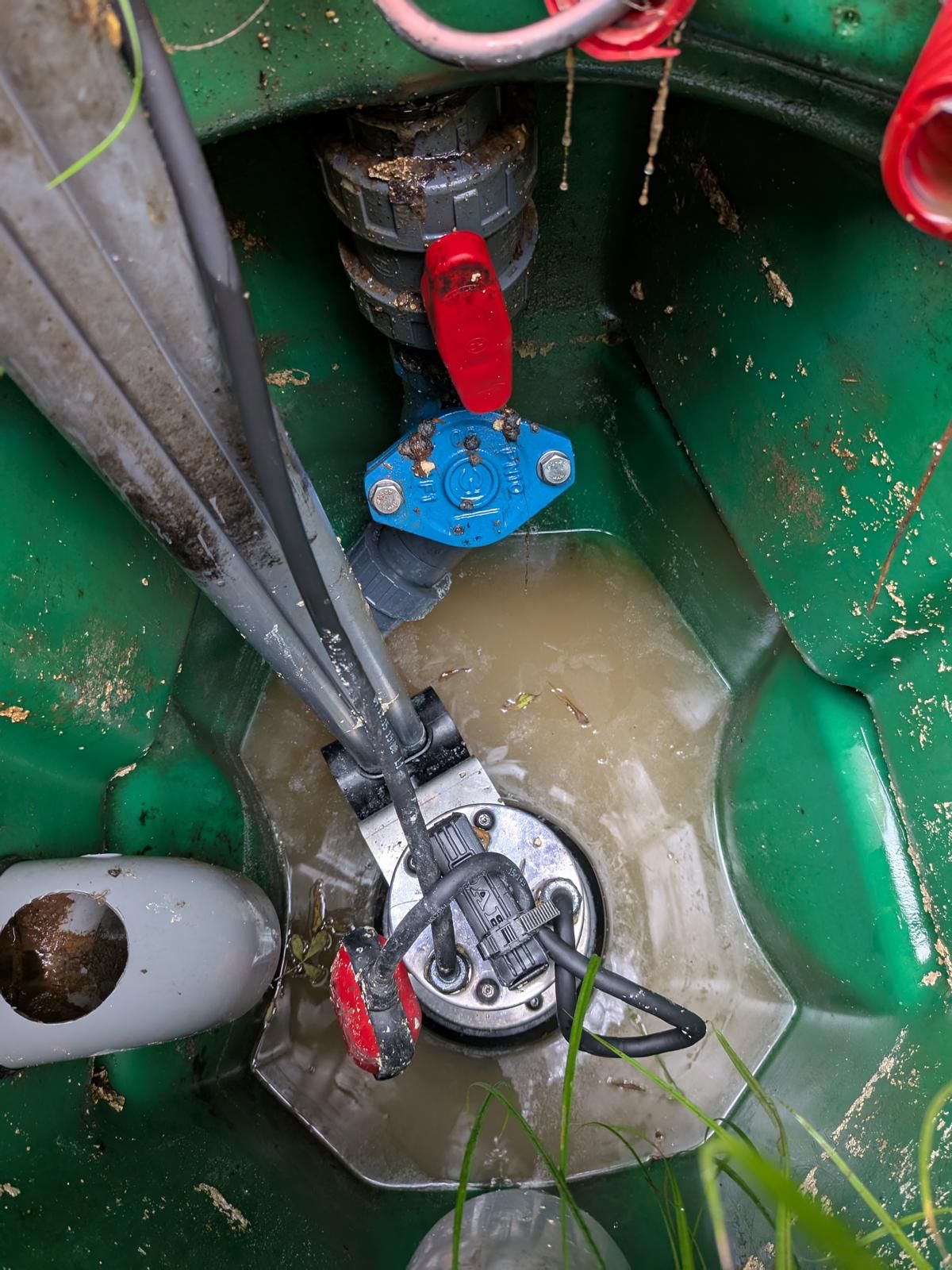 Remplacement pompe de relevage dans un puisard à Bordeaux